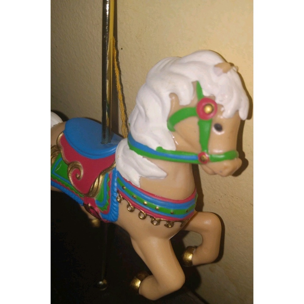 Vintage Avon Gift Collection Palomino Carousel Horse Christmas Tree Ornament EUC